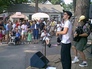 Zydeco group performs