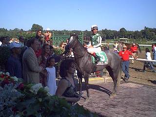 Seducer's Song in the winner's circle