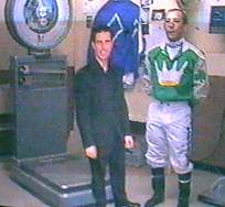 Rose towers over Cruise